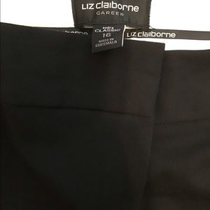 Womens business suit Liz Claiborne size 16